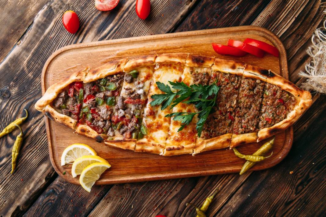 Türkiye'de 2023 Yılında En Çok Tüketilen Yemekler! Döner, Köfte, Kebap, Pide, Burger... İşte İlk Tercihler 2
